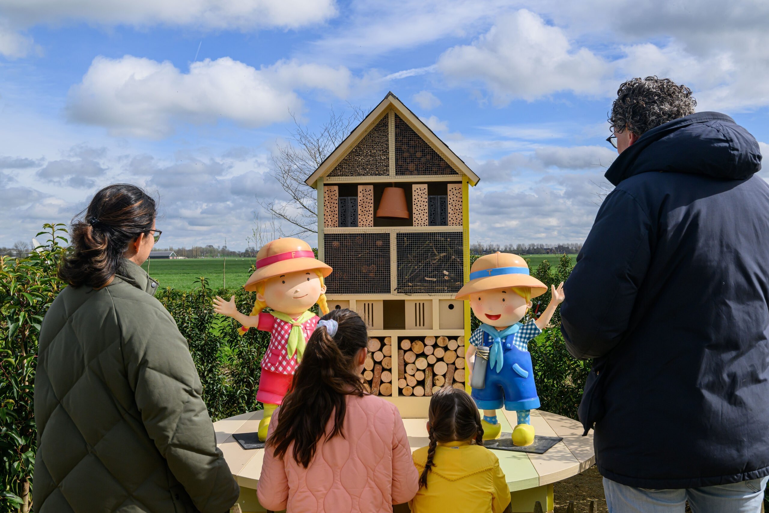 Selectie abm woezel en pip en insectenpad 016